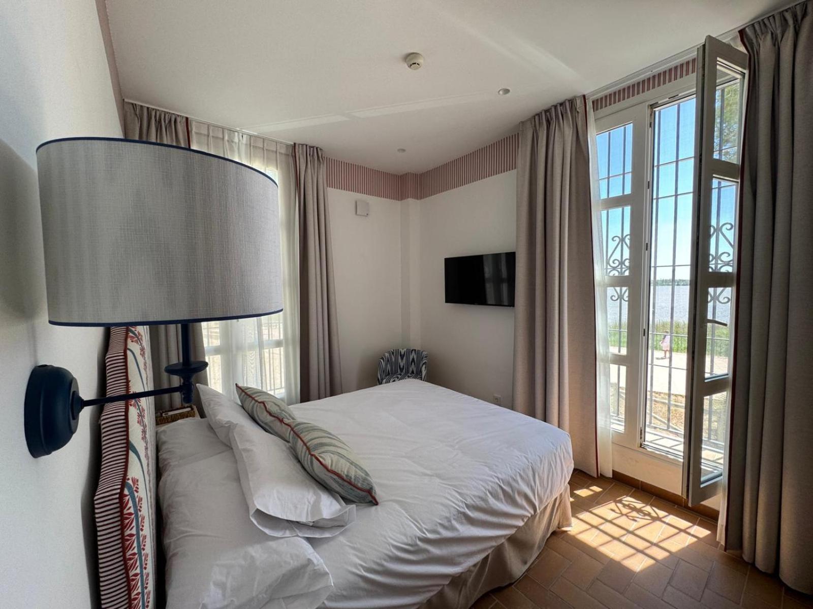 Hotel Toruno Del Rocio 엘로시오 외부 사진