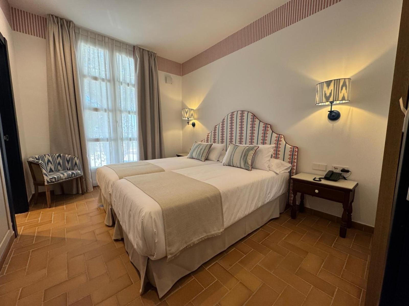 Hotel Toruno Del Rocio 엘로시오 외부 사진